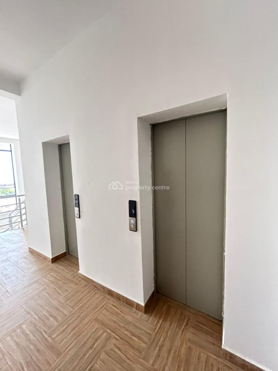 Newly Built 3bedroom Flat with Bq  Gym and Swimmingpool, Lekki Phase 1, Lekki, Lagos, Flat / Apartment for Rent