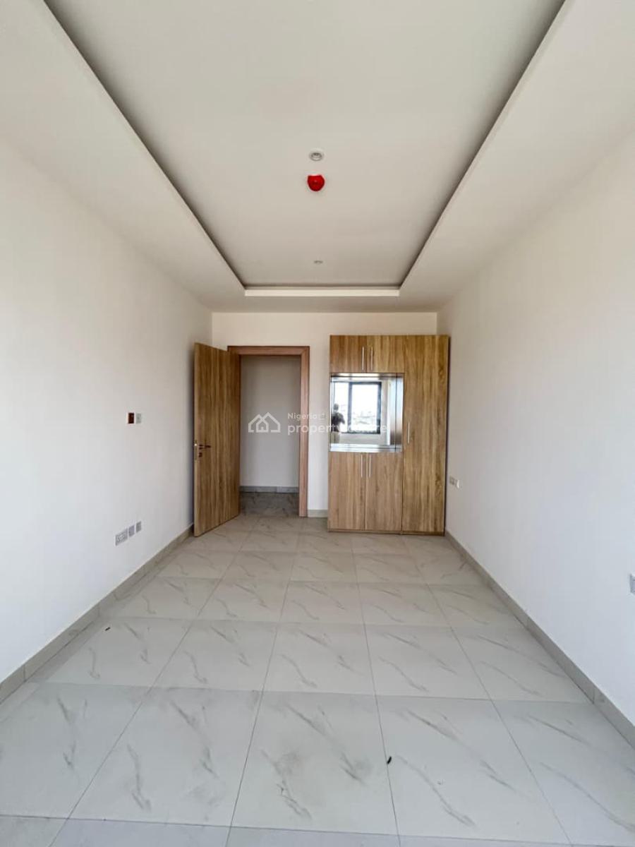 Newly Built 3bedroom Flat with Bq  Gym and Swimmingpool, Lekki Phase 1, Lekki, Lagos, Flat / Apartment for Rent