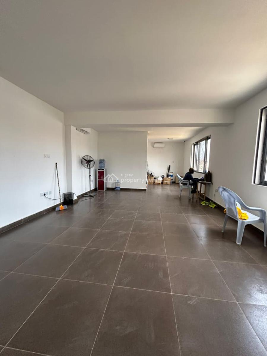 Newly Built 3bedroom Flat with Bq  Gym and Swimmingpool, Lekki Phase 1, Lekki, Lagos, Flat / Apartment for Rent