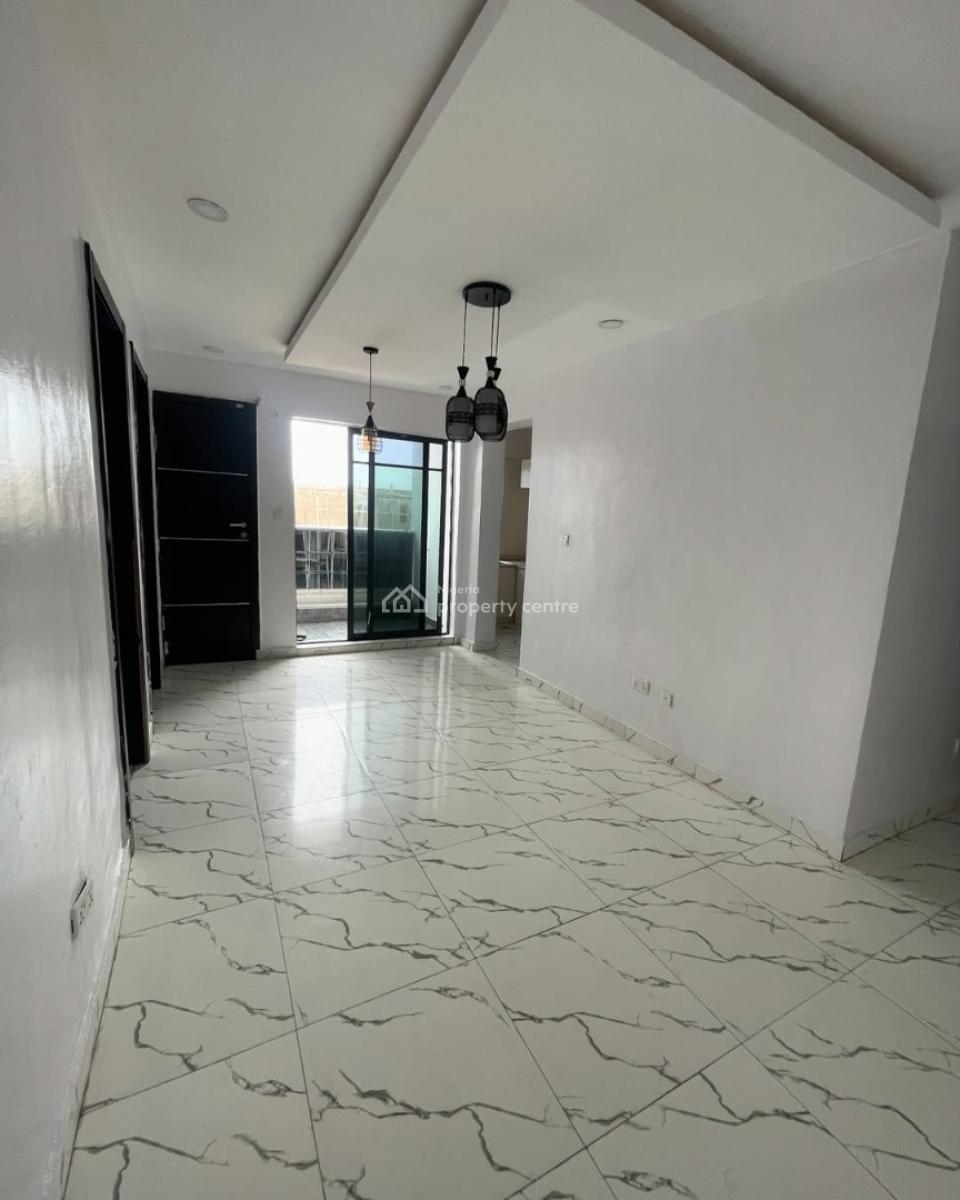 Neat 2 Bedroom Apartment with Governors Consent, Off Saka Oluwa Street, Ologolo, Lekki, Lagos, Flat / Apartment for Sale