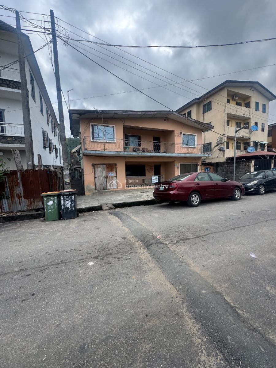 Limited Offer Distress 4 Units of 3 Bedroom Old Building on Over 500sq, Adeniyi Jones, Ikeja, Lagos, Detached Bungalow for Sale