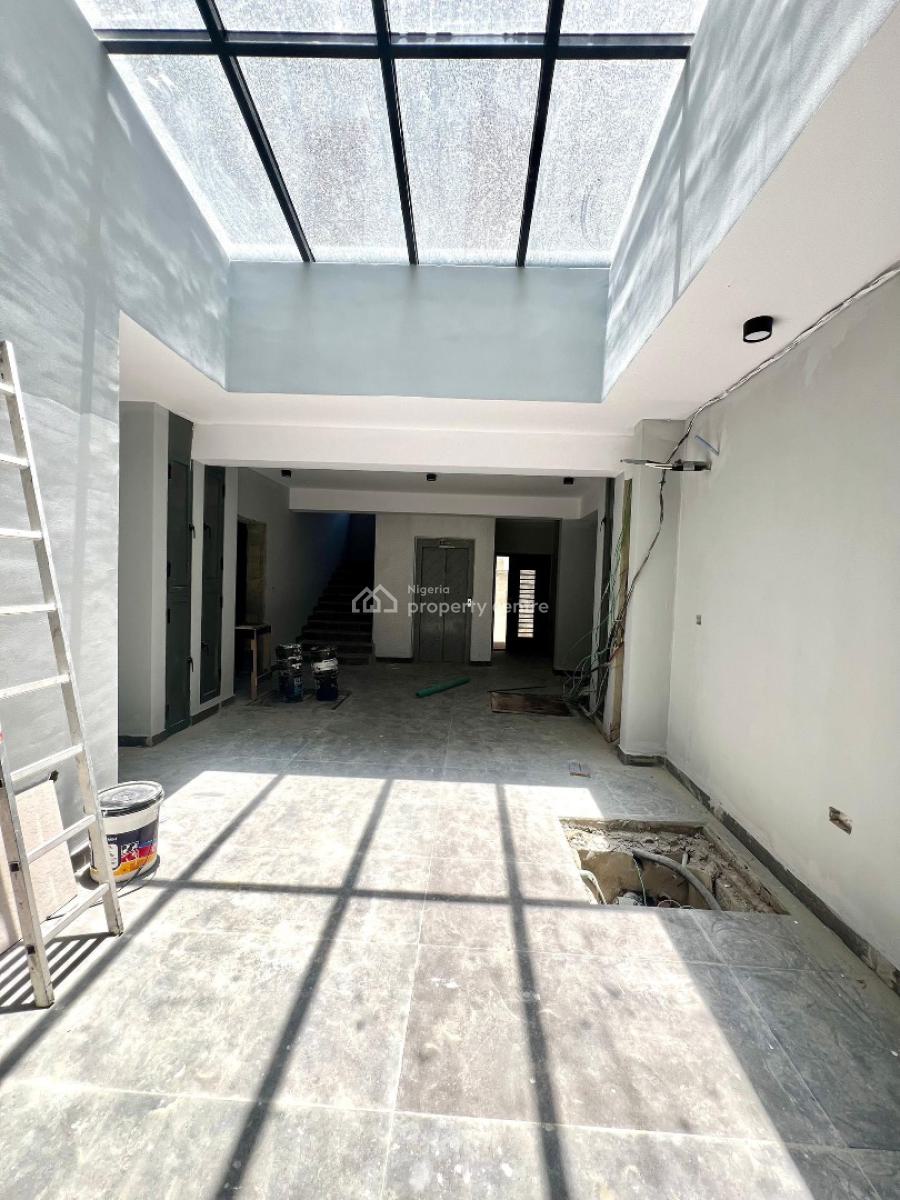 Newly Built 3bedroom Apartment with Gym, Elevator, Plus Bq, Ensuite Rooms,aesthetic Pop Ceilings,spacious Living Room,cctv Cam., Lekki Phase 1, Lekki, Lagos, House for Sale