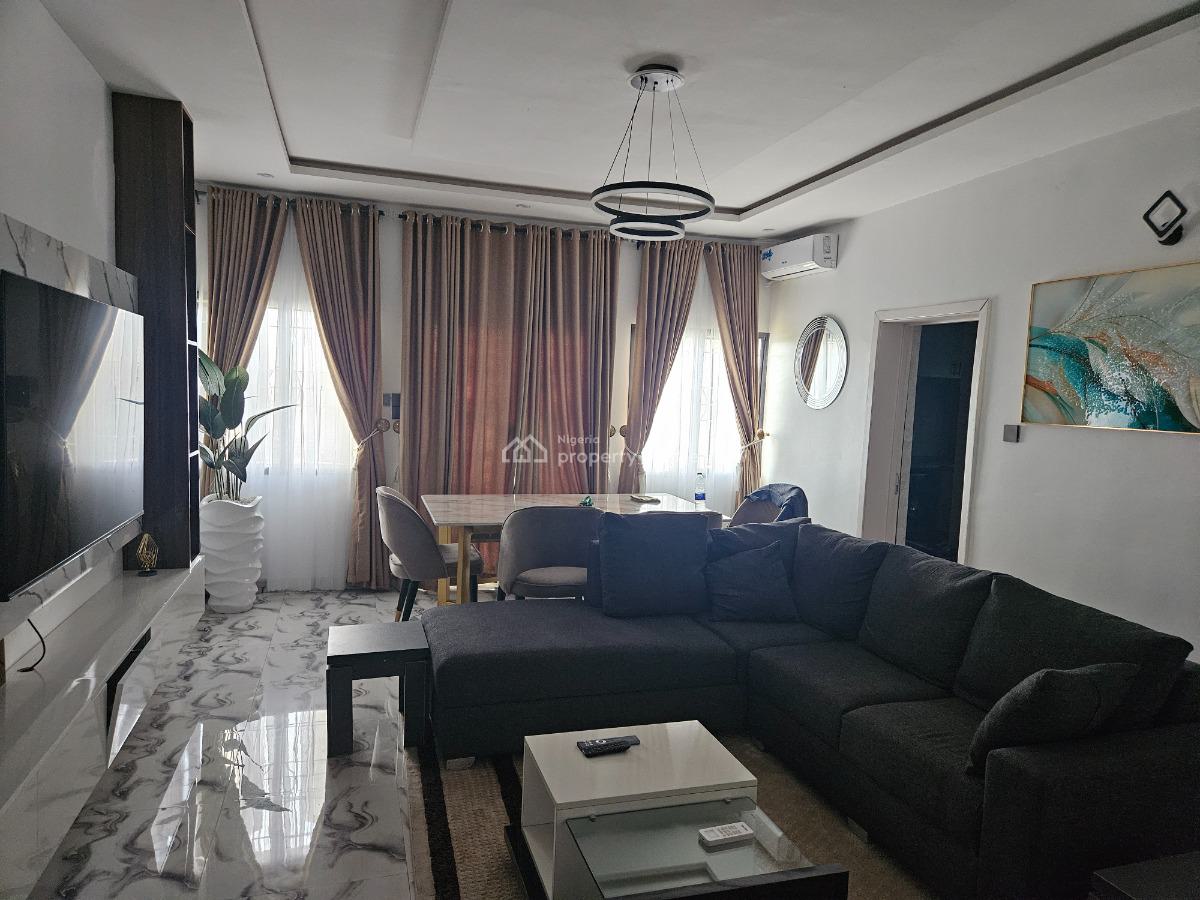 Brandnew Furnished 3 Bedroom Flat, Lugbe District, Abuja, Flat / Apartment Short Let