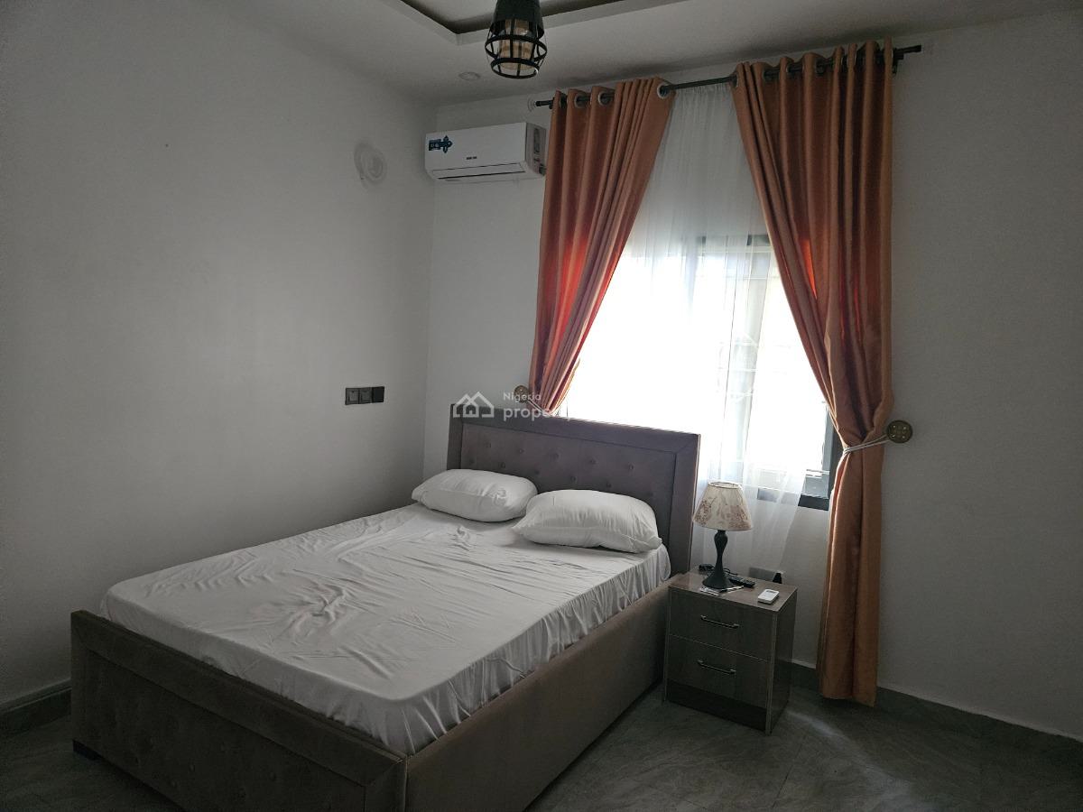 Brandnew Furnished 3 Bedroom Flat, Lugbe District, Abuja, Flat / Apartment Short Let