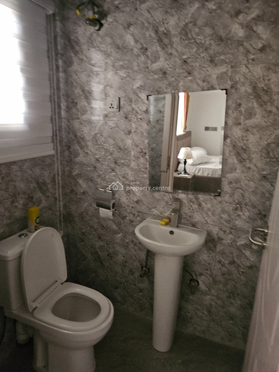 Brandnew Furnished 3 Bedroom Flat, Lugbe District, Abuja, Flat / Apartment Short Let