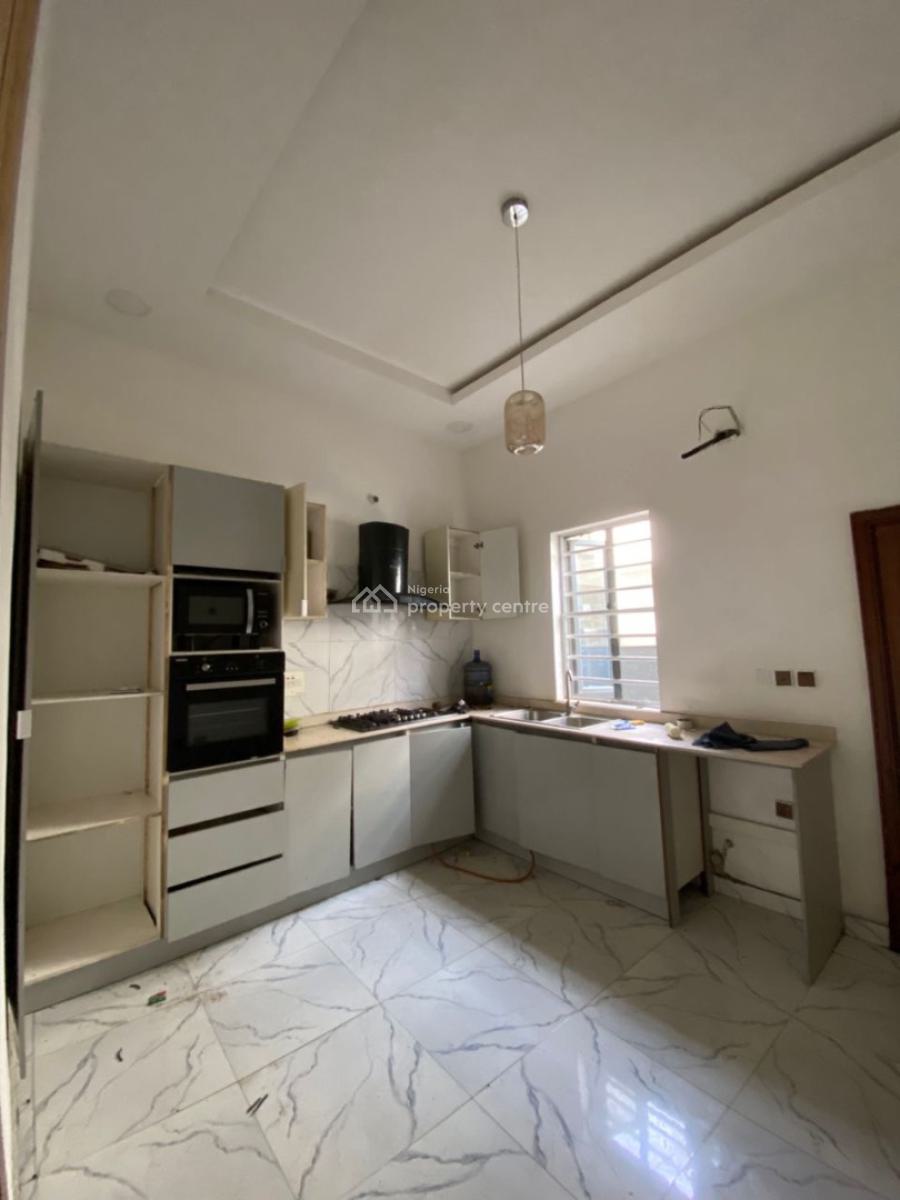 Commercial Four Bedroom Semi Detached House, Chevron Lekki, Lekki Phase 2, Lekki, Lagos, Semi-detached Duplex for Rent