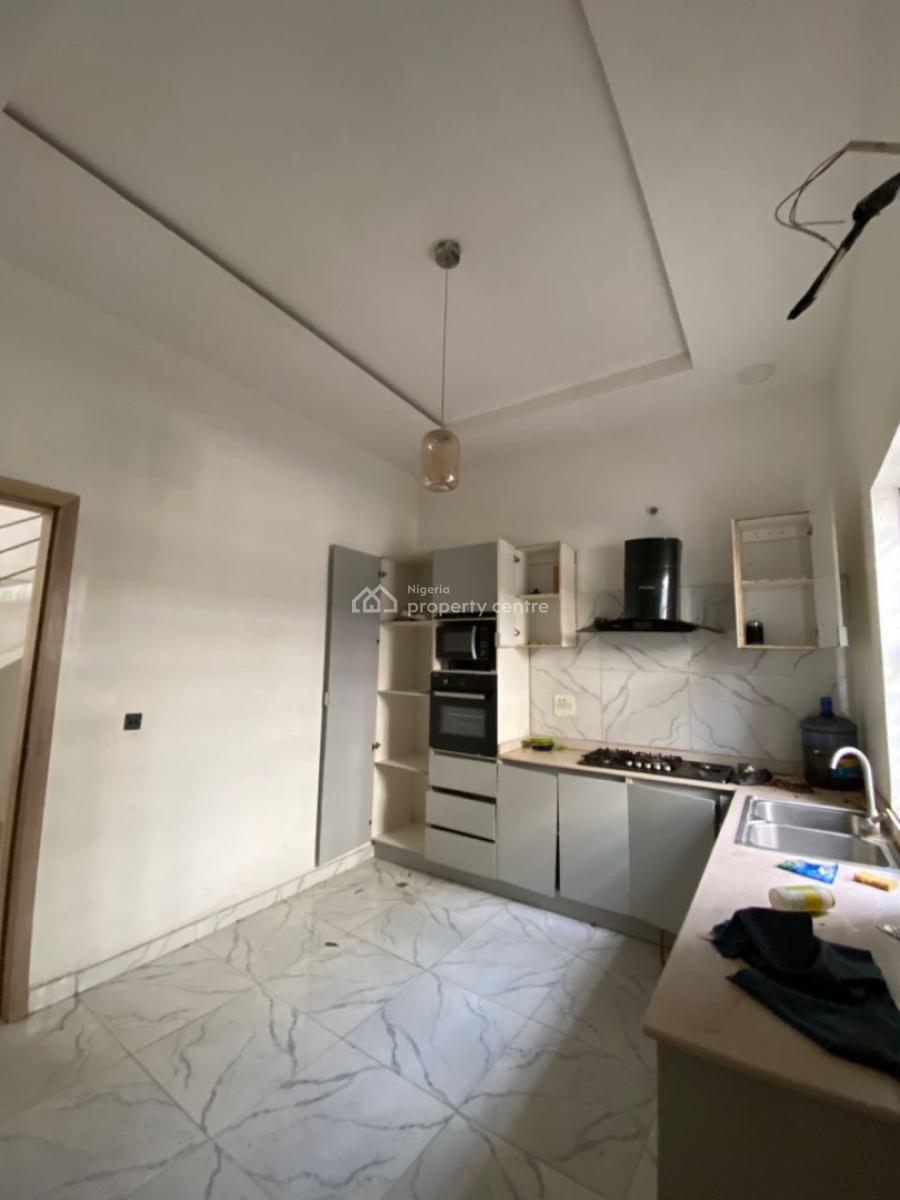 Commercial Four Bedroom Semi Detached House, Chevron Lekki, Lekki Phase 2, Lekki, Lagos, Semi-detached Duplex for Rent