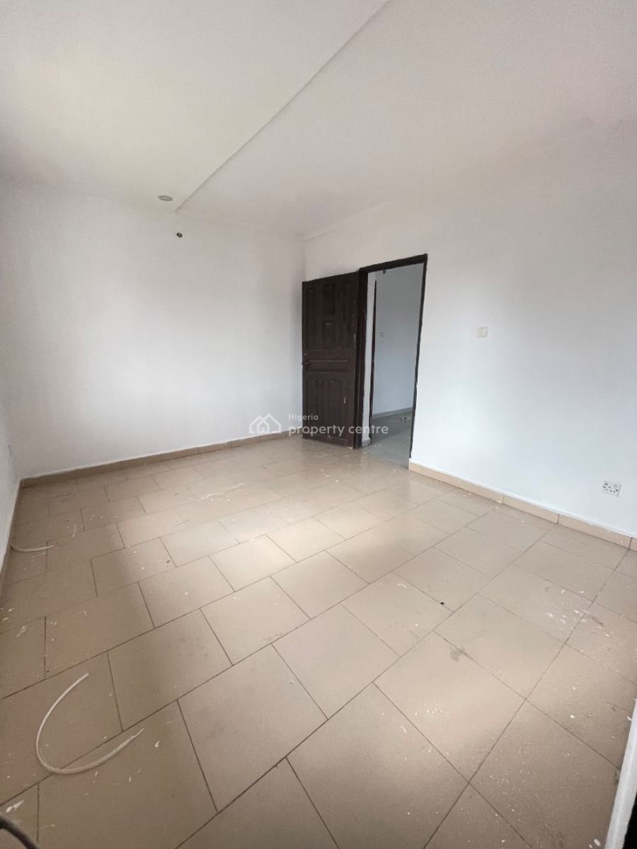 Mini Flats Upstairs, Located Inside an Estate,good Road,, Sangotedo, Ajah, Lagos, Mini Flat (room and Parlour) for Rent