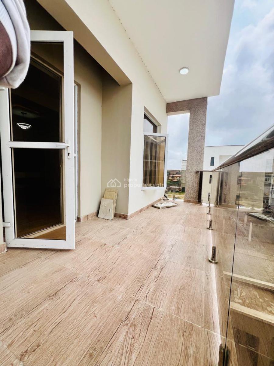 Luxury Finishing Serviced 2bedrooms Maisonette, in a Well Secured Estate, Lekki Phase 1, Lekki, Lagos, Terraced Duplex for Rent