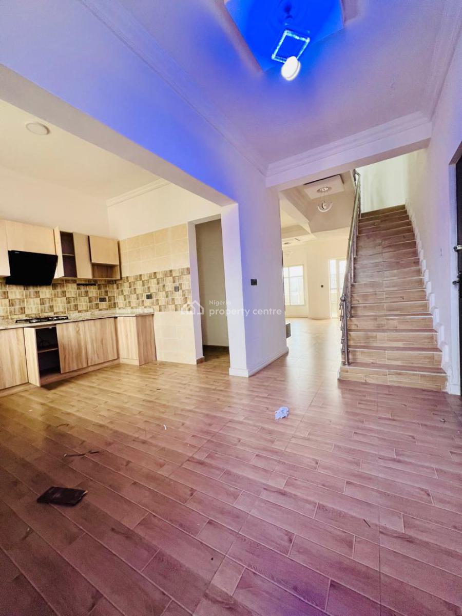Luxury Finishing Serviced 2bedrooms Maisonette, in a Well Secured Estate, Lekki Phase 1, Lekki, Lagos, Terraced Duplex for Rent