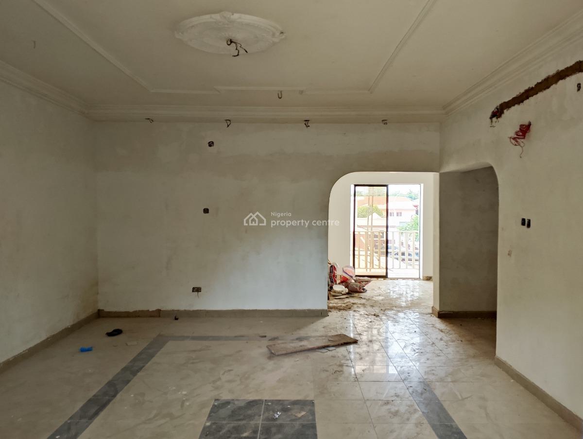 Spacious 3 Bedrooms Flat, T.o.s Benson Crescent, Utako, Abuja, Flat / Apartment for Rent
