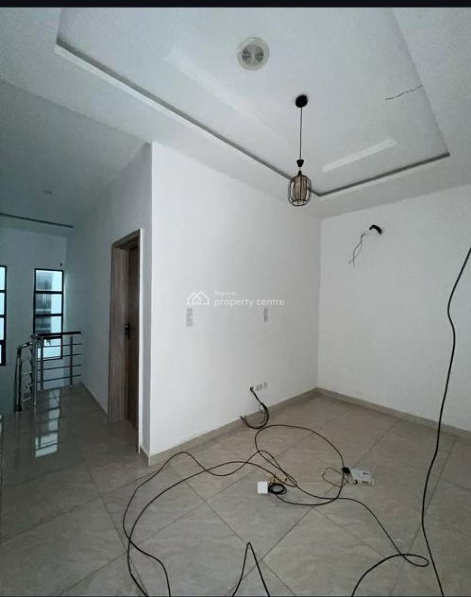Spacious 4 Bedroom Terraced Duplex Within a Nice Environment, Haris Drive, Beside Vgc, Lekki, Lagos, Terraced Duplex for Rent