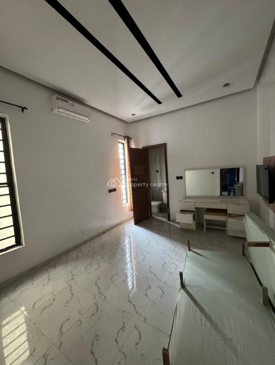 Beautiful 4 Bedroom Fully Detached Duplex with a Bq, Chevron Lekki, Lekki, Lagos, Detached Duplex for Rent
