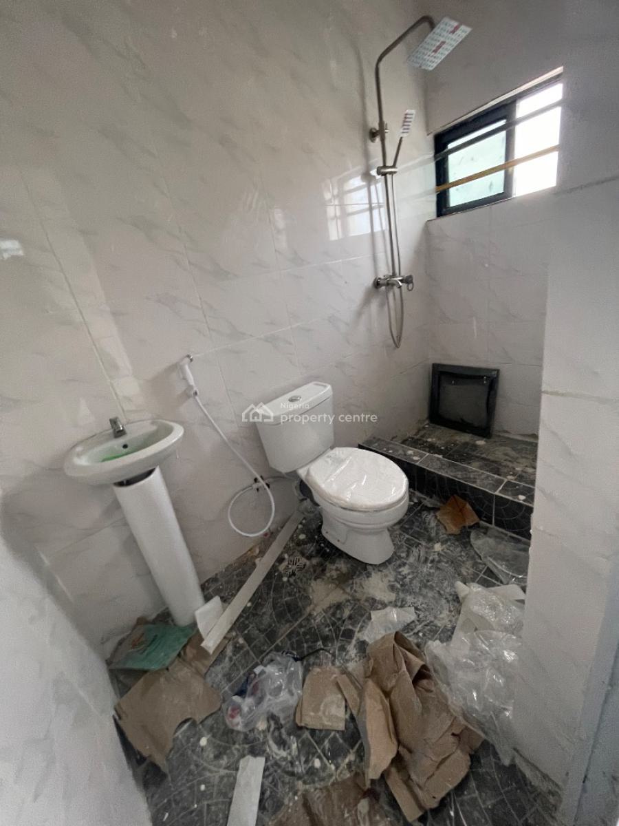 Luxury Brand New Mini Flats Upstairs,comes with Pool and Gym, Located Inside an Estate,good Road,interlocked,clean Water, Abijo, Lekki, Lagos, Mini Flat (room and Parlour) for Rent