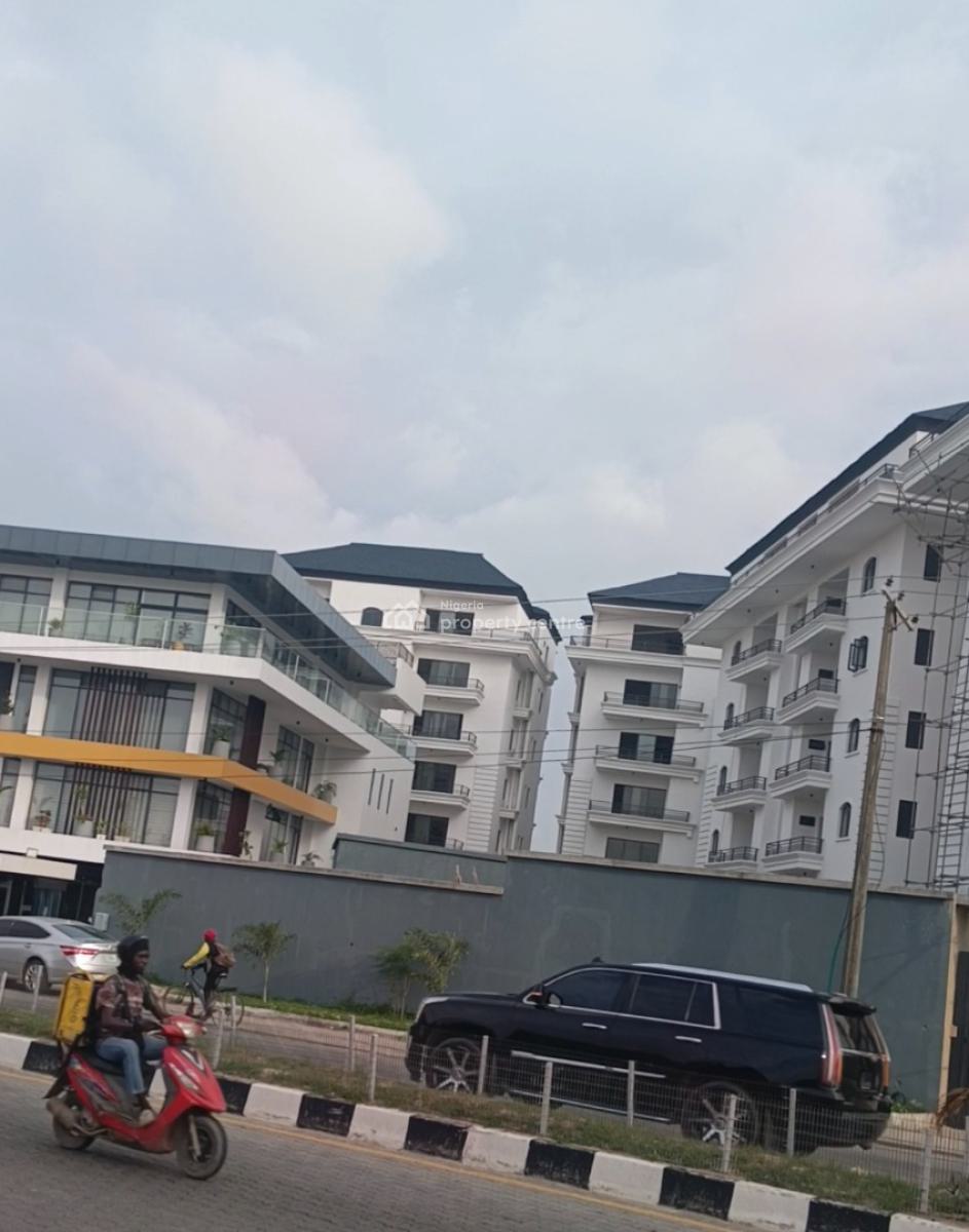 New 3 Bedroom Flat with Bq, Admiralty Lekki Phase 1, Lekki Phase 1, Lekki, Lagos, Flat / Apartment for Sale