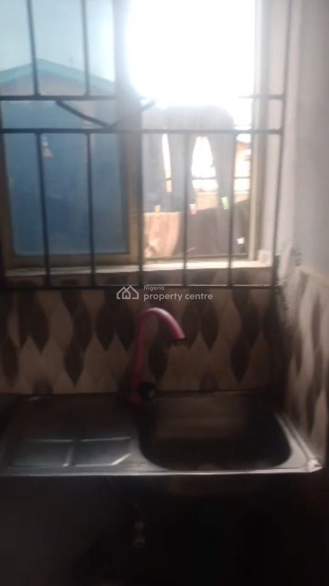 Specious and Standard Room Self-contain, Abule Ijesha, Yaba, Lagos, Self Contain (single Rooms) for Rent