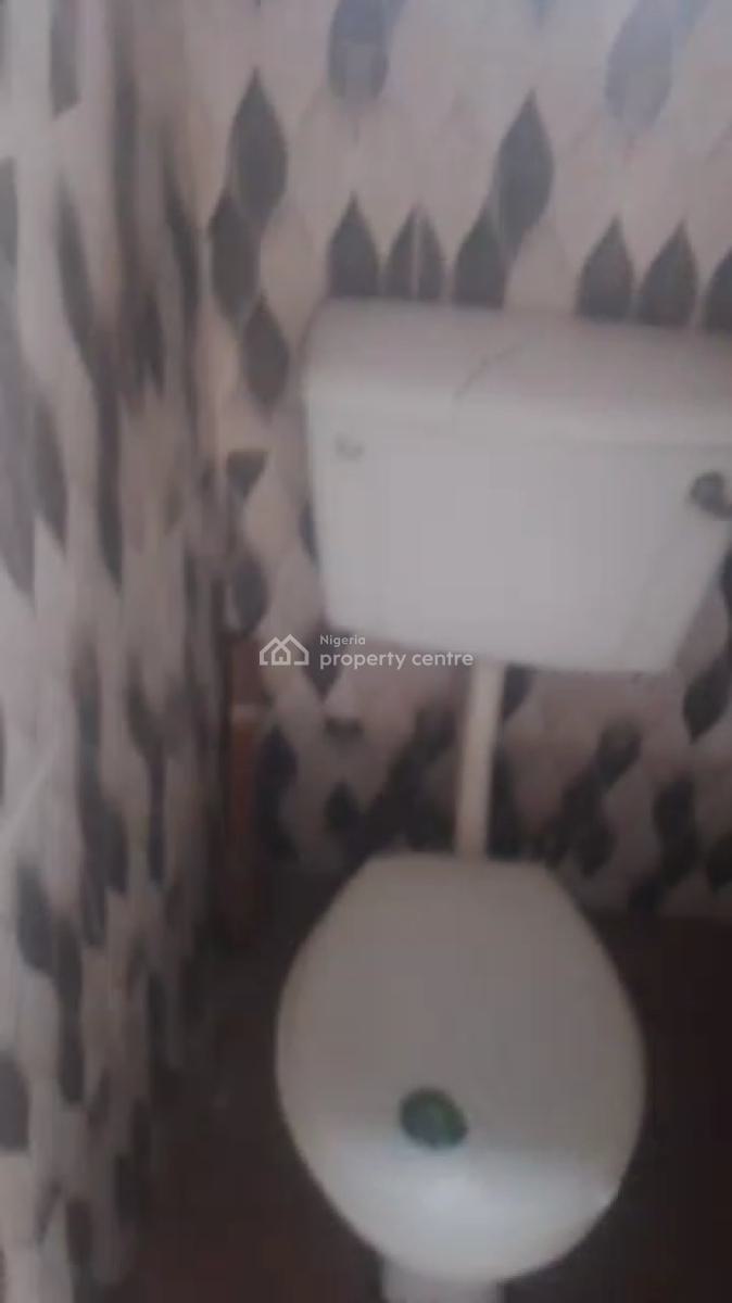 Specious and Standard Room Self-contain, Abule Ijesha, Yaba, Lagos, Self Contain (single Rooms) for Rent