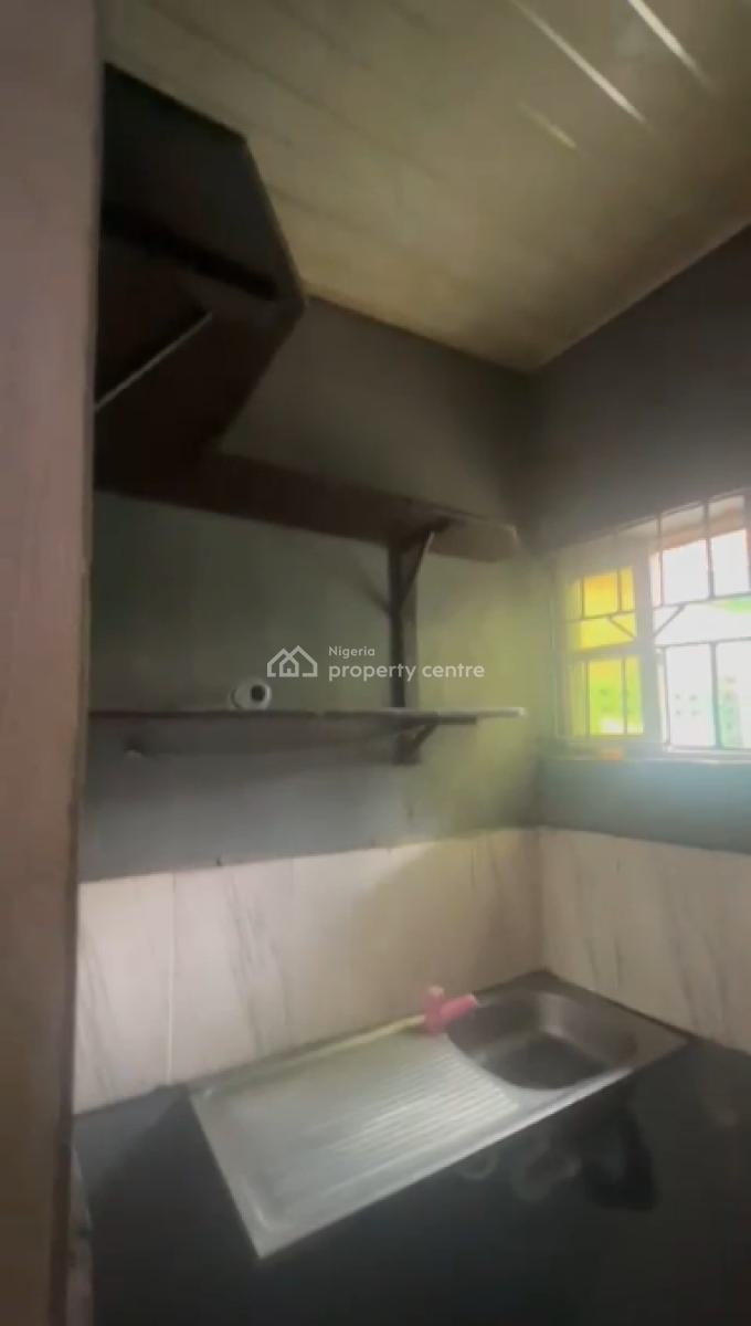 Specious and Neatly Used Standard Room Self-contain, Abule Ijesha, Yaba, Lagos, Self Contain (single Rooms) for Rent