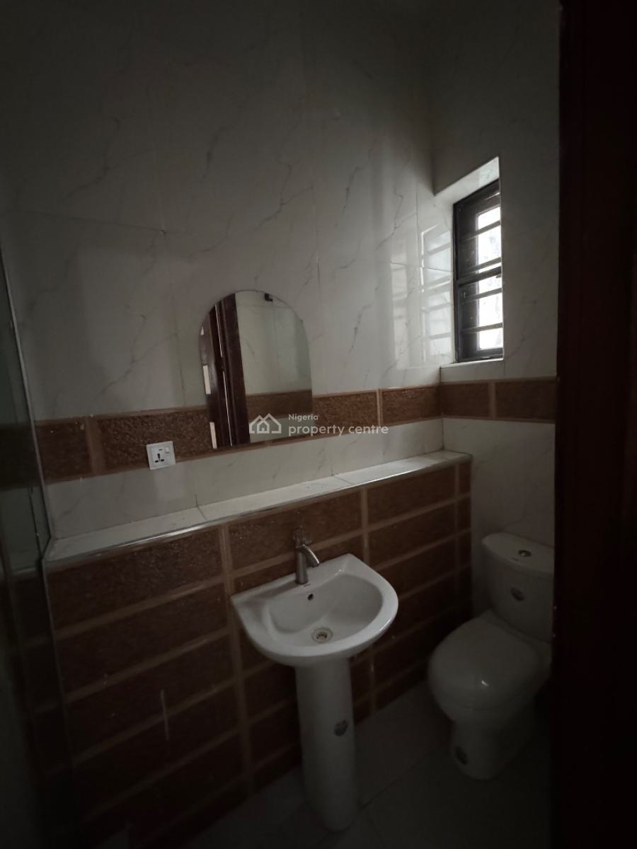 Maintained 5 Brdroom Detached Duplex, Osapa, Lekki, Lagos, Detached Duplex for Rent