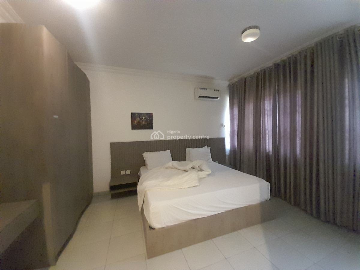 Luxuriously Furnished and Serviced 2 Bedroom Apartment (ensuite), 1st Avenue, Gwarinpa, Abuja, Flat / Apartment for Rent