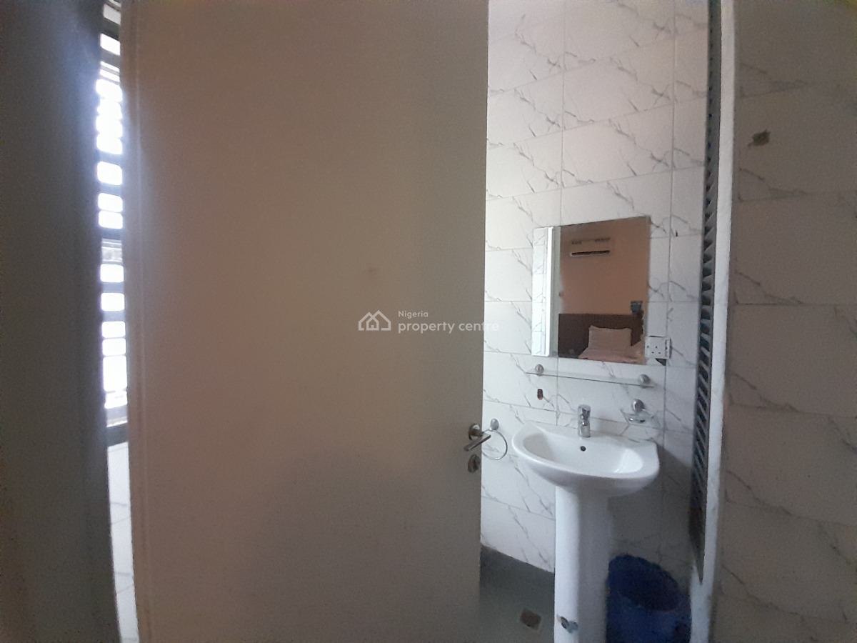 Luxuriously Furnished and Serviced 2 Bedroom Apartment (ensuite), 1st Avenue, Gwarinpa, Abuja, Flat / Apartment for Rent