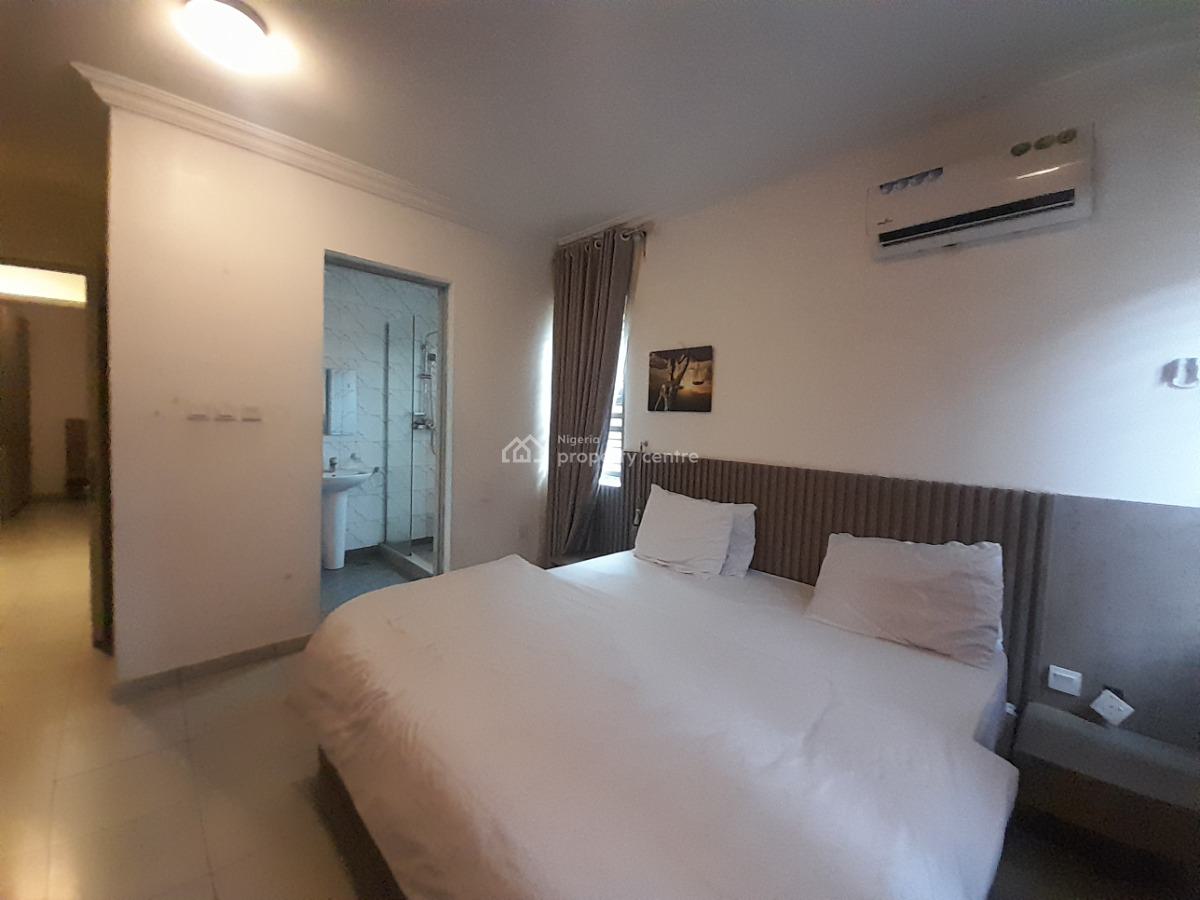Luxuriously Furnished and Serviced 2 Bedroom Apartment (ensuite), 1st Avenue, Gwarinpa, Abuja, Flat / Apartment for Rent