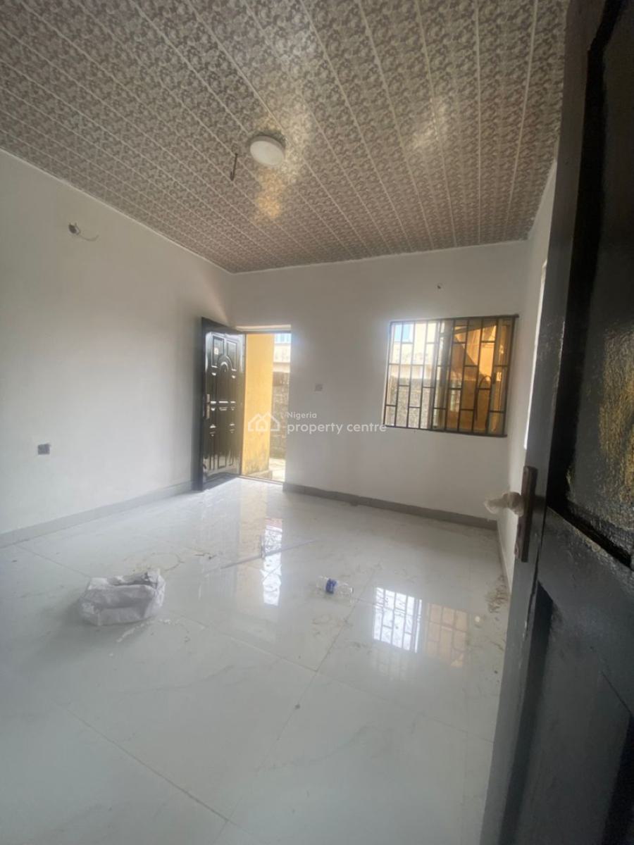 a Sharp and Spacious Selfcontain., Sangotedo, Sangotedo, Ajah, Lagos, Self Contain (single Rooms) for Rent