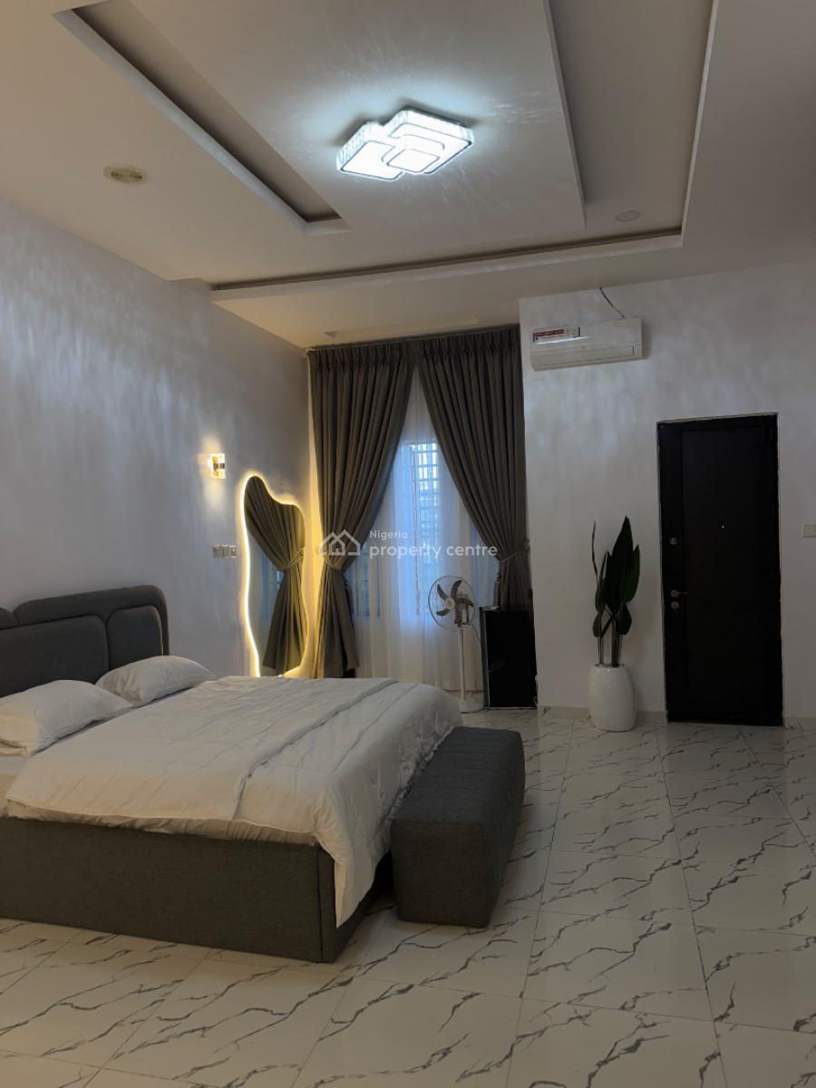 Luxury Room in a 4 Bedroom Duplex, Chevron, Lekki, Lagos, Mini Flat (room and Parlour) Short Let