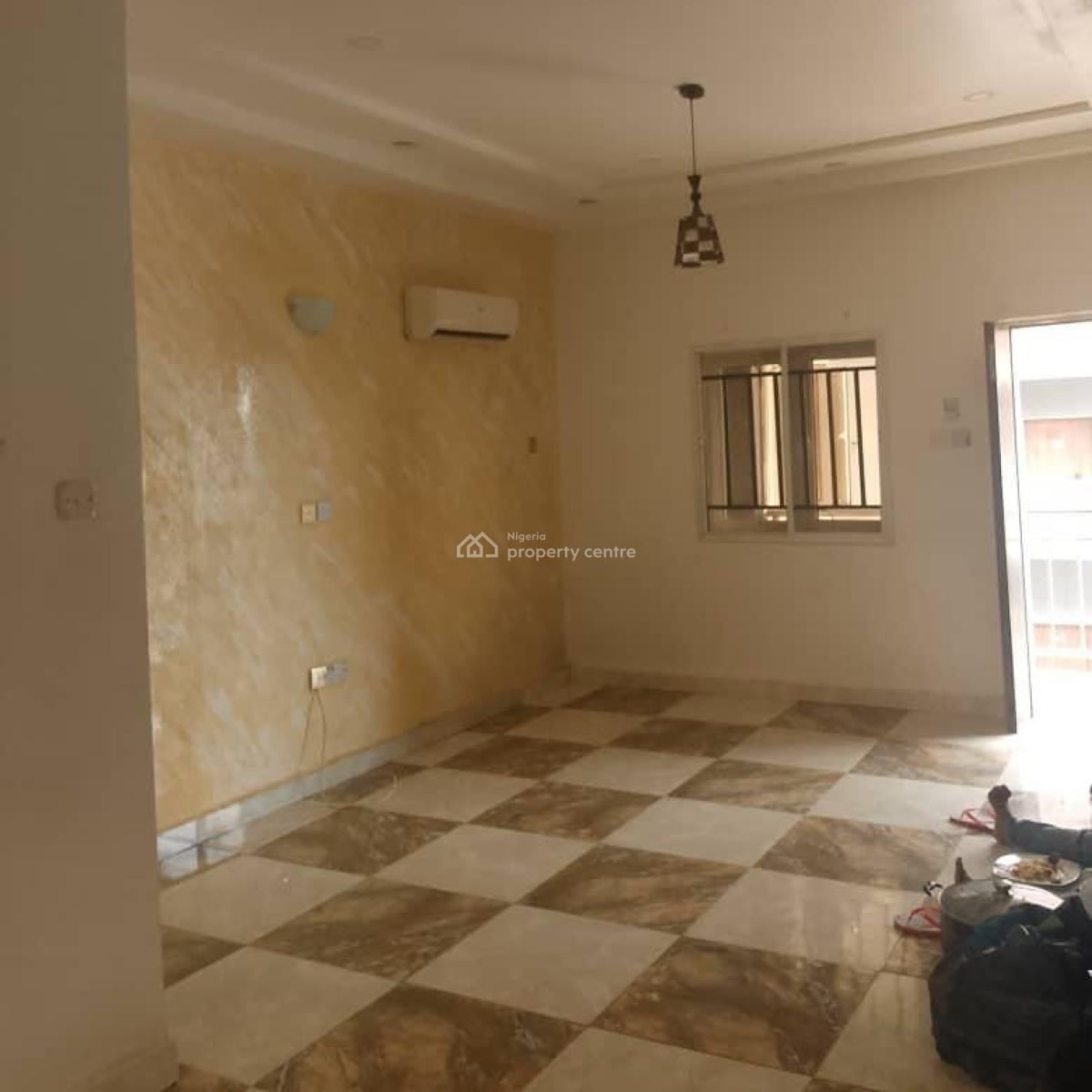 Standard Serviced 2-bedroom Flat, Gwarinpa Main, Gwarinpa, Abuja, Flat / Apartment for Rent