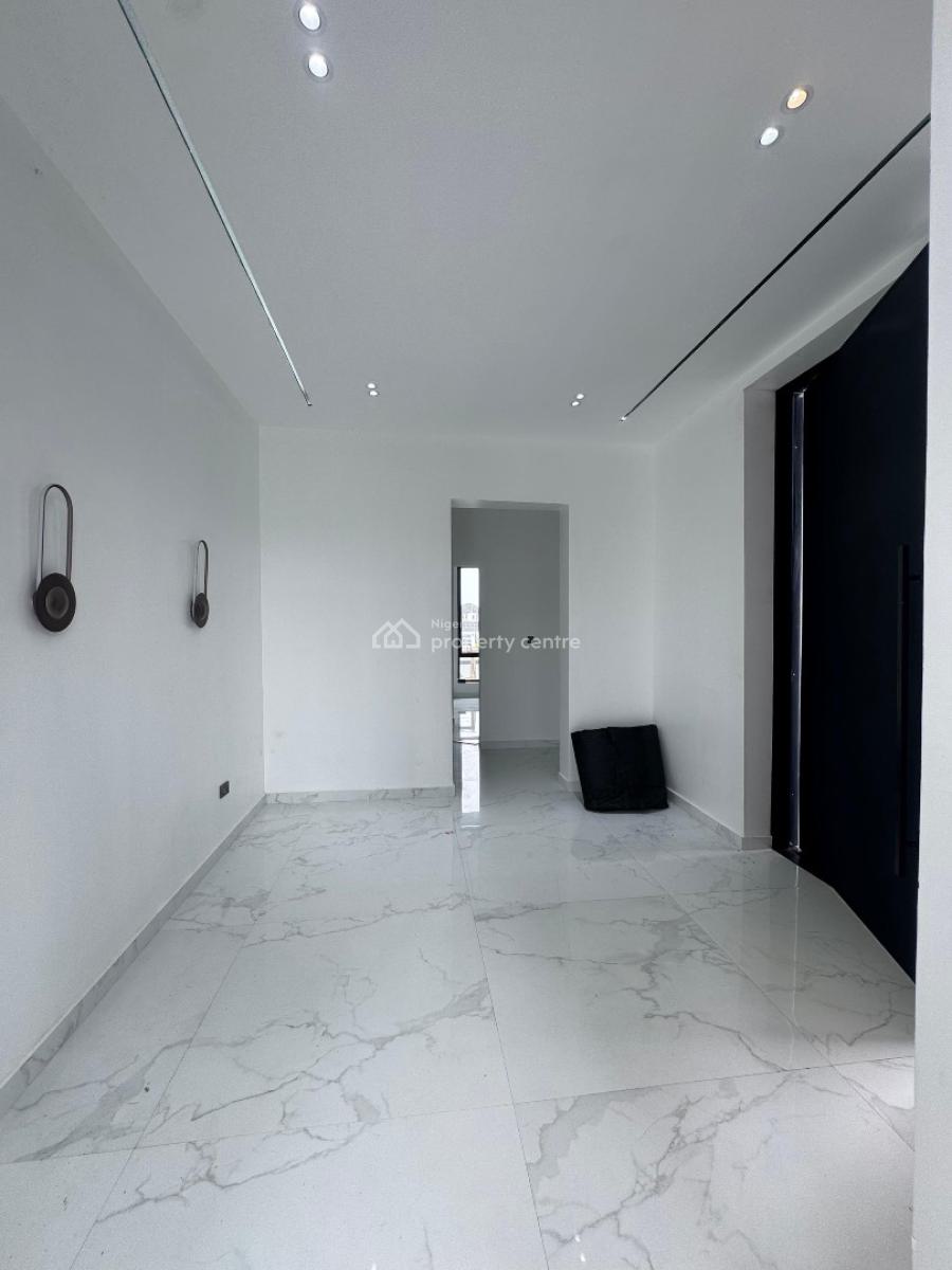 Experience Ultimate Luxury in This 5-bedroom Beachfront Duplex, Offering Spacious Interiors&premium Finishes, Osapa, Lekki, Lagos, Detached Duplex for Sale