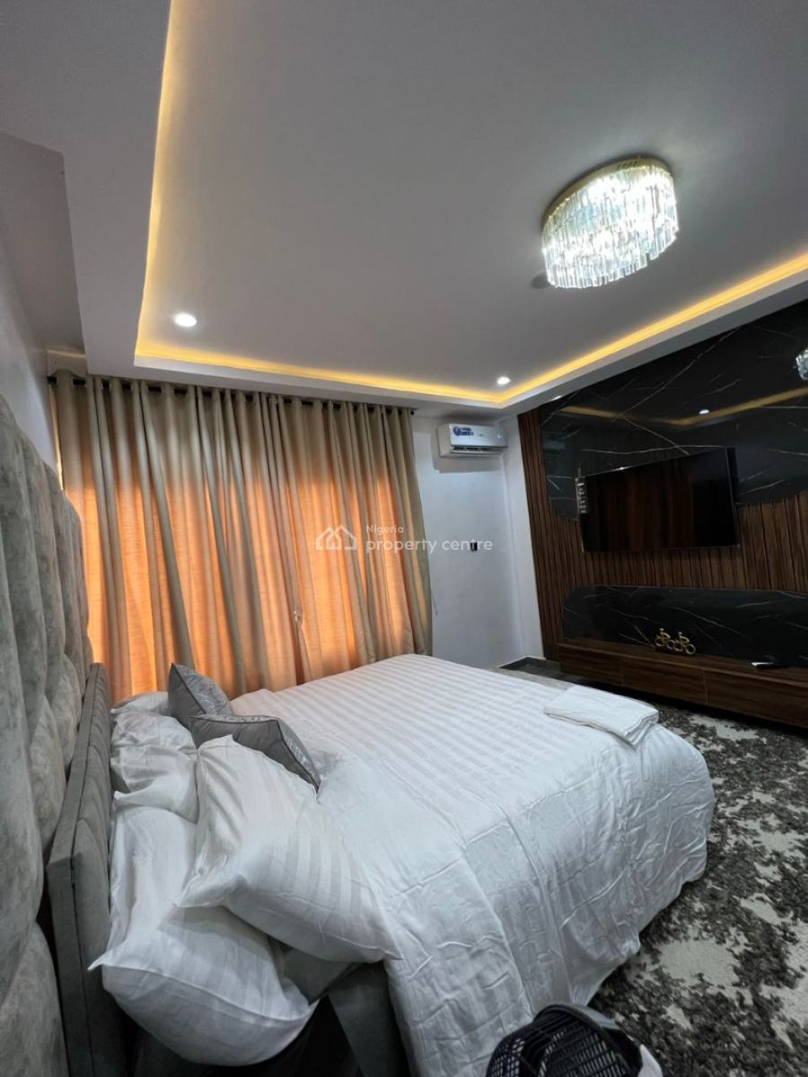 Fully Furnished & Serviced 3 Bedroom Apartment with Bq, Pinnock Beach Estate, Osapa, Lekki, Lagos, Flat / Apartment for Sale
