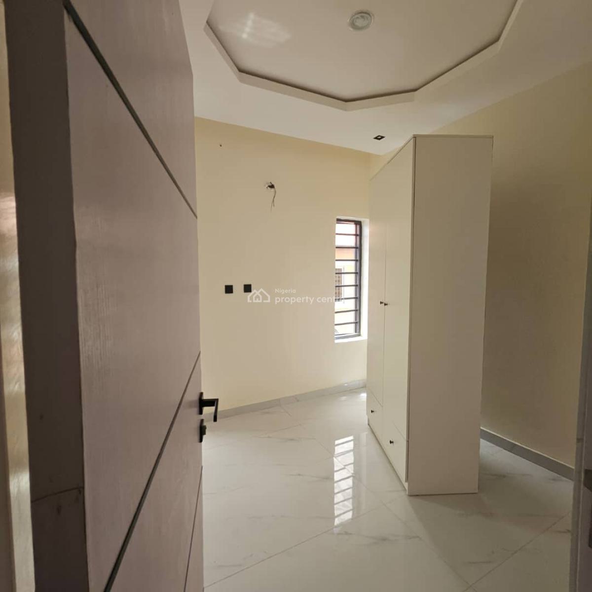 a 5bedroom Fully Detached Duplex with Bq, Within Gra, Gra Phase 2, Magodo, Lagos, Detached Duplex for Sale