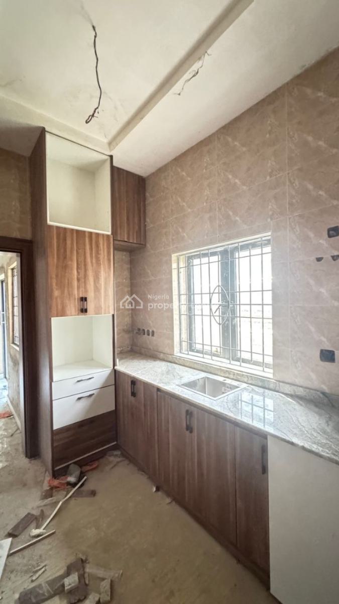 2 Bedroom Apartment, Lugbe District, Abuja, House for Sale