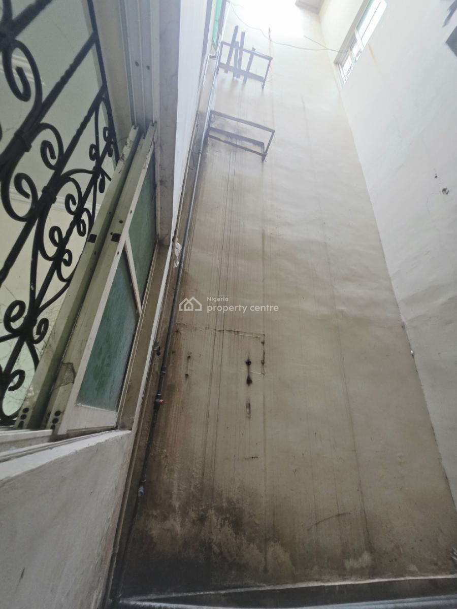 2 Wings of 6bedrooms Semi Detached Duplex, Lekki Phase1, Lekki Phase 1, Lekki, Lagos, Semi-detached Duplex for Rent