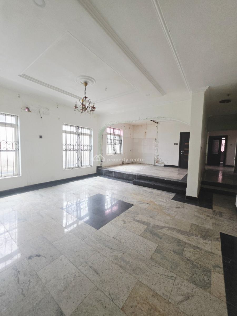 2 Wings of 6bedrooms Semi Detached Duplex, Lekki Phase1, Lekki Phase 1, Lekki, Lagos, Semi-detached Duplex for Rent