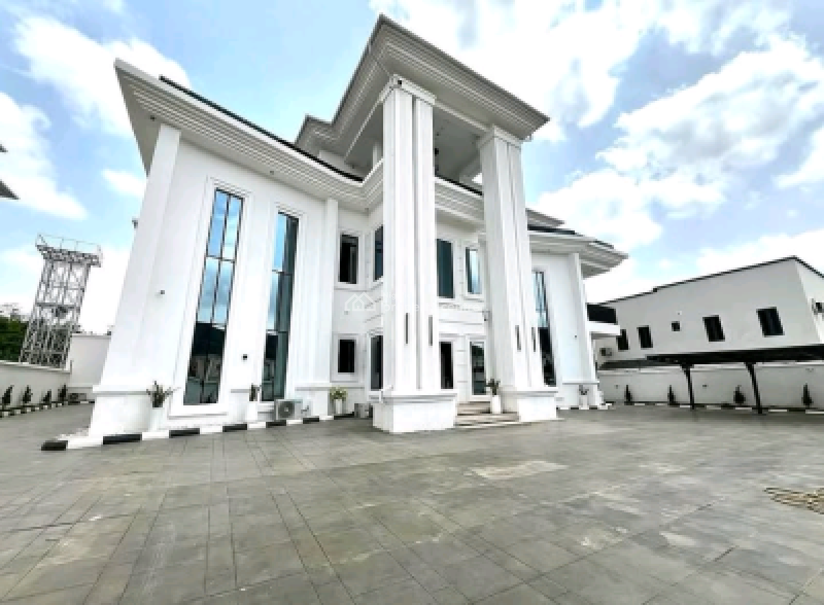 Exquisite 7 Bedroom Fully Detached Duplex with 2 Rooms Boys Quarters, Guzape District, Abuja, House for Sale