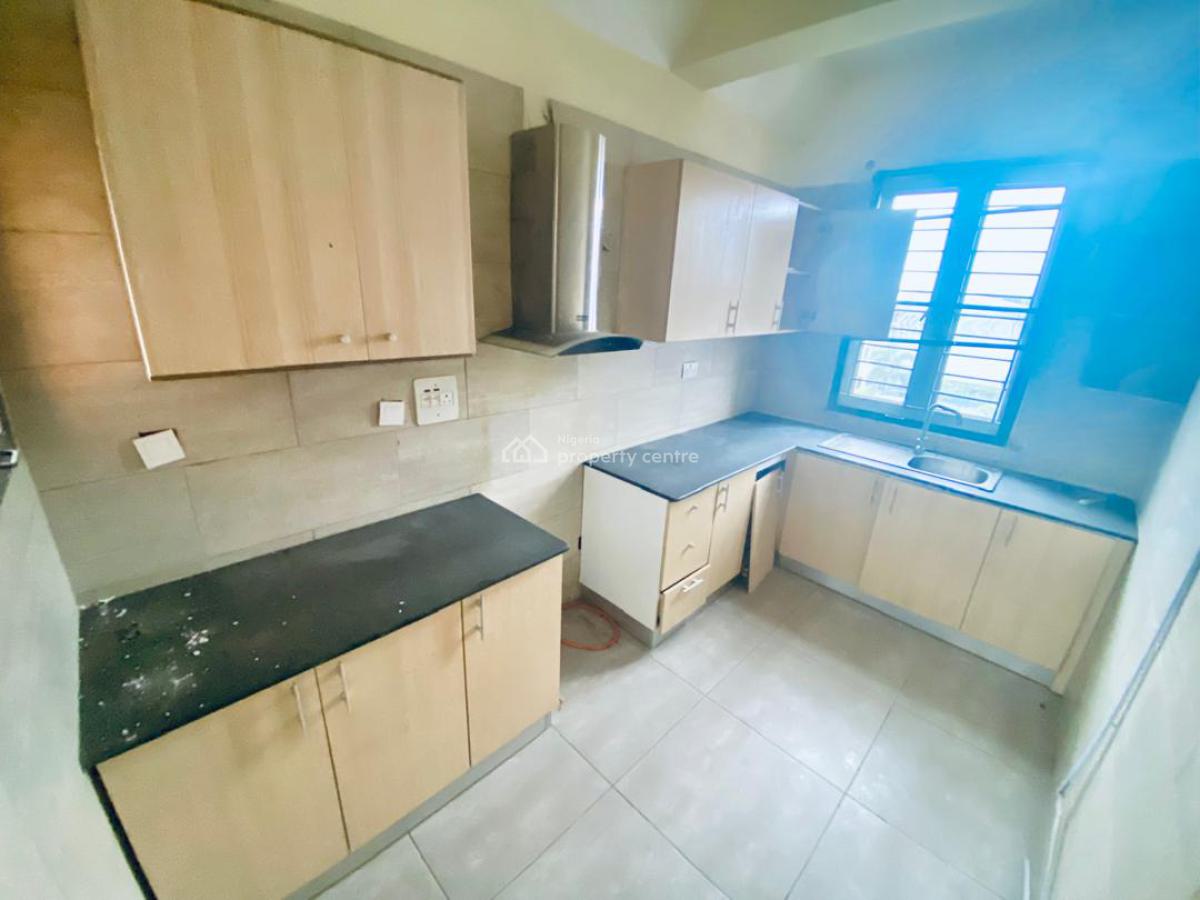 3 Bedroom Flat, Off Durosinmi Etti Street, Lekki Phase 1, Lekki, Lagos, Flat / Apartment for Sale