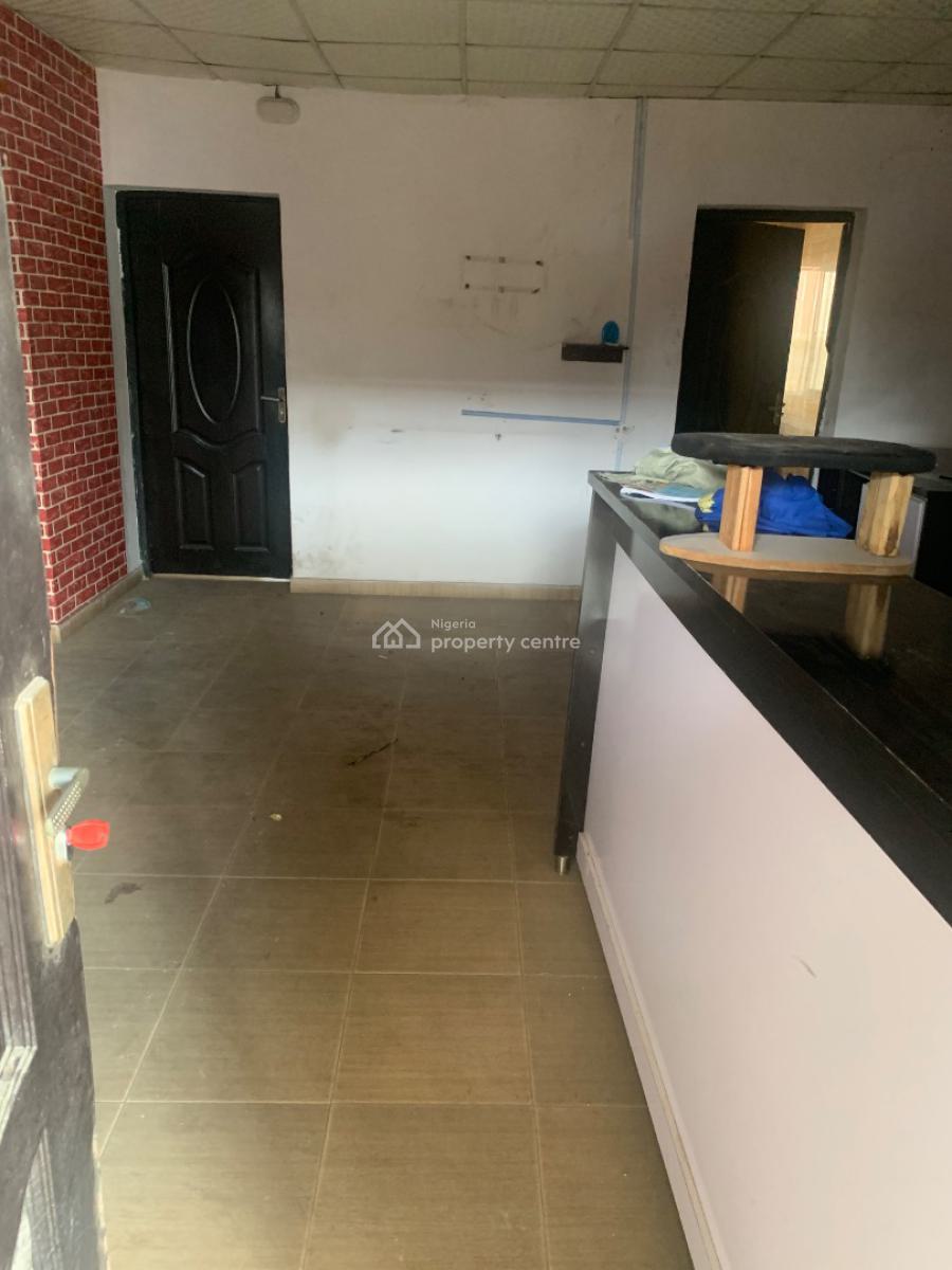 Well Maintained 3 Bedrooms Flat, Opebi, Ikeja, Lagos, Flat / Apartment for Rent
