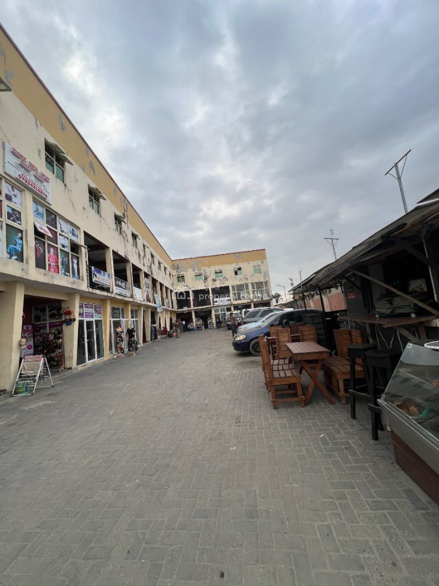 Distressed Commercial Property, Off Ologufe Road, Awoyaya, Ibeju Lekki, Lagos, Plaza / Complex / Mall for Sale