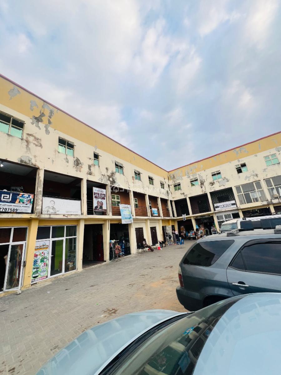 Distressed Commercial Property, Off Ologufe Road, Awoyaya, Ibeju Lekki, Lagos, Plaza / Complex / Mall for Sale