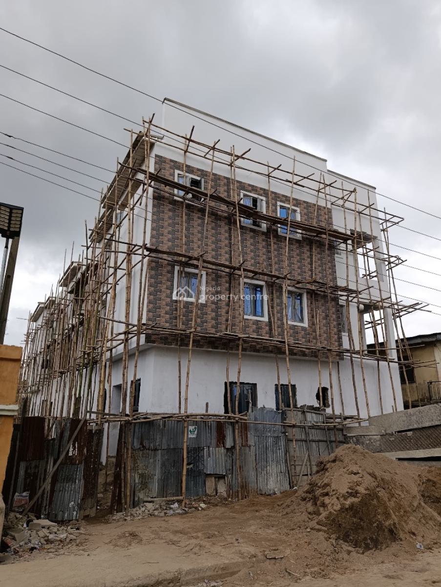 Well Maintained Mini Flat, Pedro, Shomolu, Lagos, Mini Flat (room and Parlour) for Sale