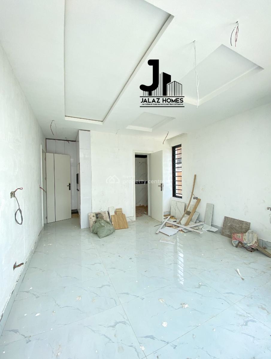2 Bedroom Apartment, Lekki Phase 1, Lekki, Lagos, Flat / Apartment for Sale