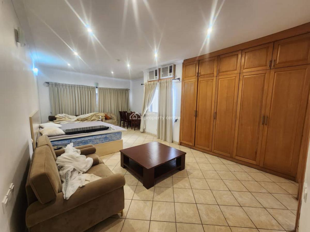 Very Spacious 3 Bedroom Semi Furnished Apartment, Dideolu Estate, Victoria Island (vi), Lagos, Flat / Apartment for Rent