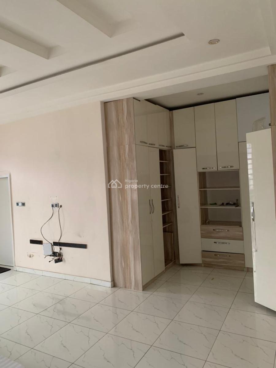 4 Bedrooms Semi Detached Duplex, Cheyvirew Estate Chevron Drive Lekki, Lekki, Lagos, Semi-detached Duplex for Rent