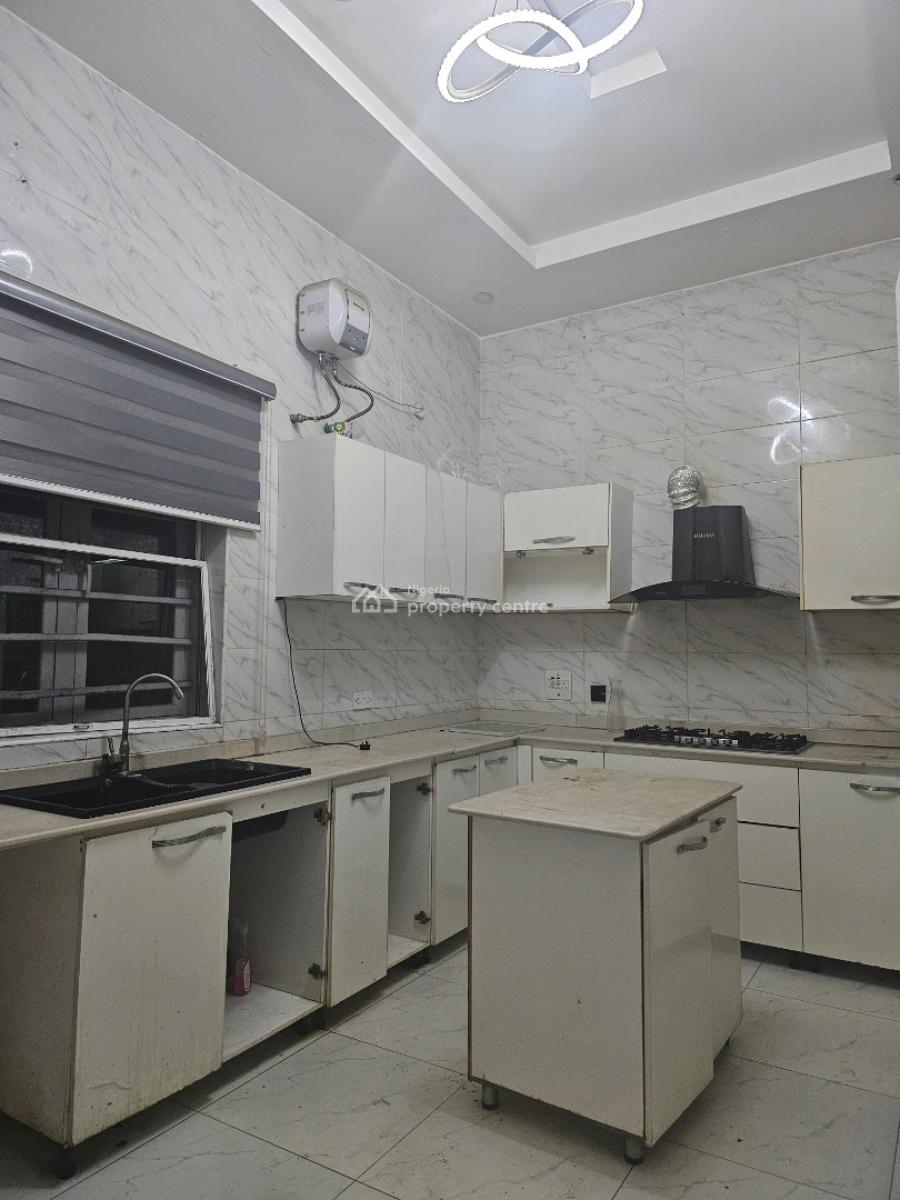 4 Bedrooms Semi Detached Duplex, Cheyvirew Estate, Chevron Drive, Lekki, Lagos, Semi-detached Duplex for Rent