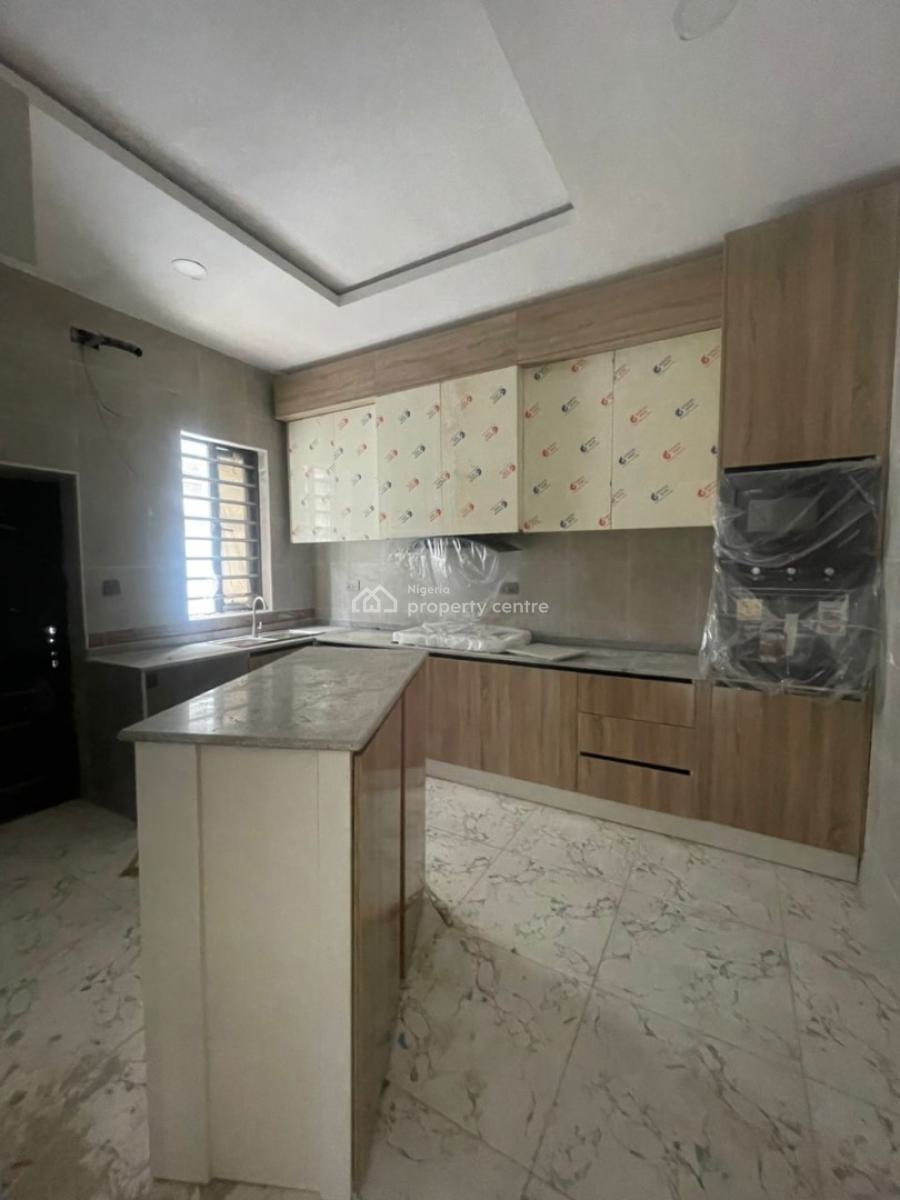 4 Bedroom Terraced Duplex, Mobil Road, Ilaje, Ajah, Lagos, Terraced Duplex for Rent