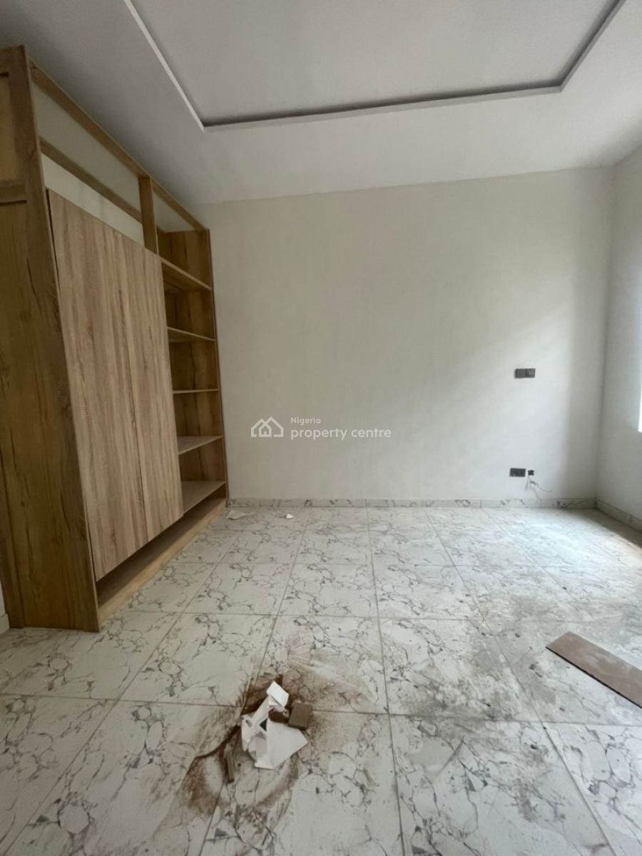 4 Bedroom Terraced Duplex, Mobil Road, Ilaje, Ajah, Lagos, Terraced Duplex for Rent