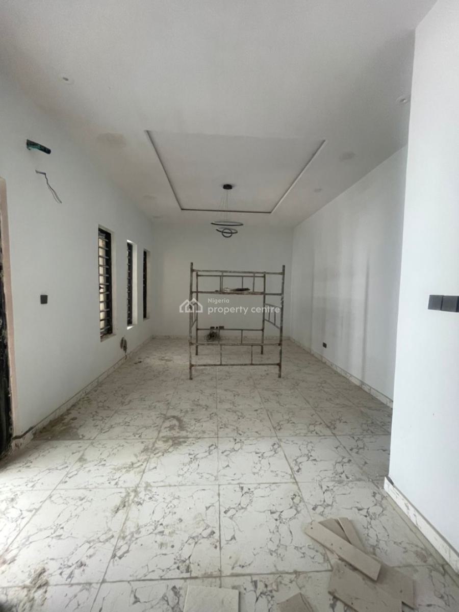 4 Bedroom Terraced Duplex, Mobil Road, Ilaje, Ajah, Lagos, Terraced Duplex for Rent