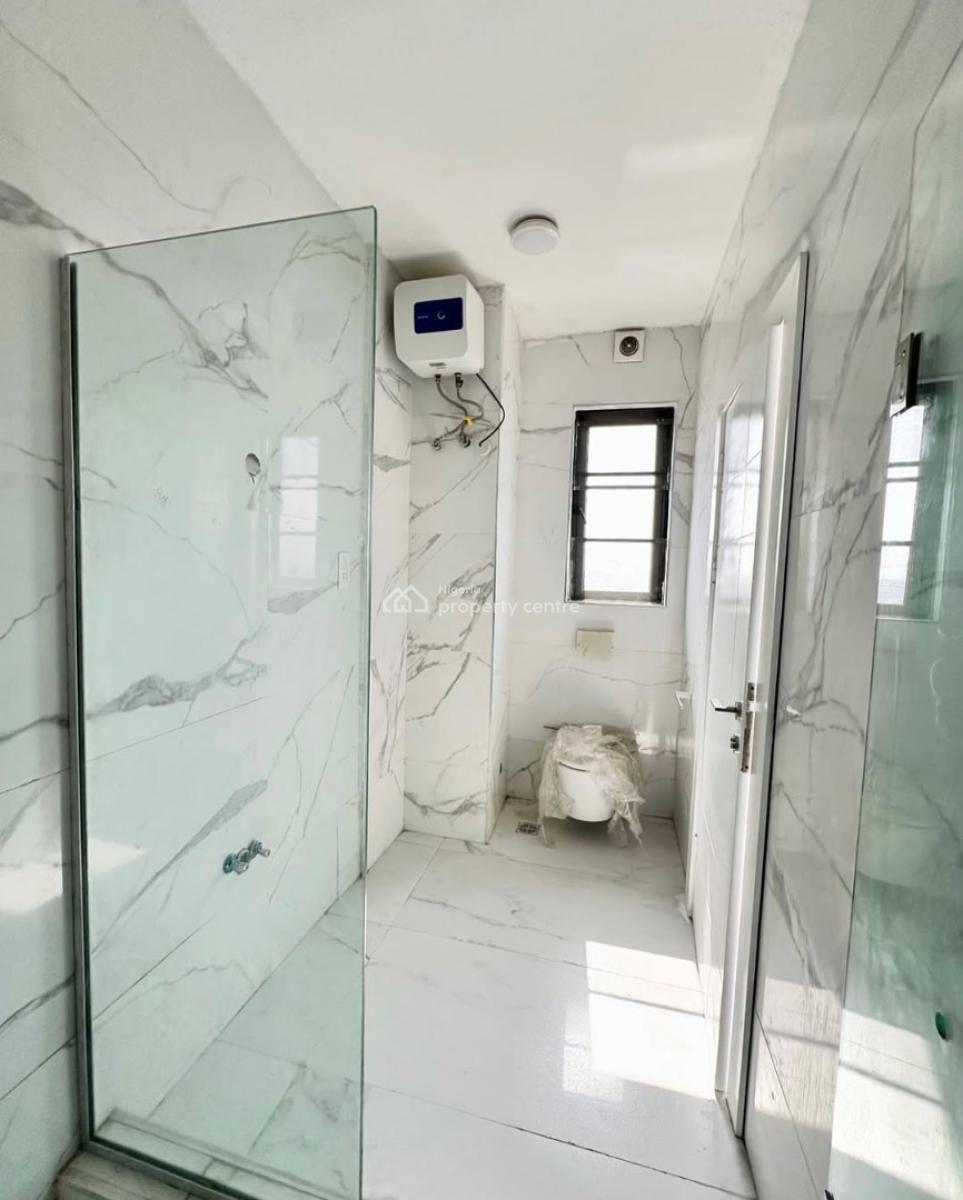 4 Bedroom All Ensuite Amazing 360 View Elevator Service Quarters Well, Lekki Phase 1, Lekki, Lagos, Flat / Apartment for Sale