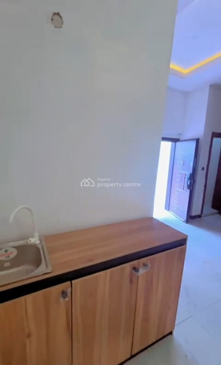 Spacious Studio Apartment with Personal Kitchen - Video Avail, Van Daniels Estate Orchid Road, Lekki, Lagos, Self Contain (single Rooms) for Rent